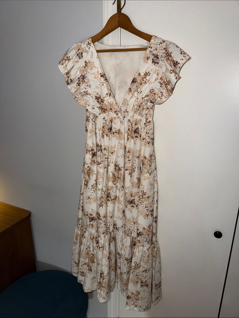 Abercrombie & Fitch Floral V-Neck Maxi Dress
